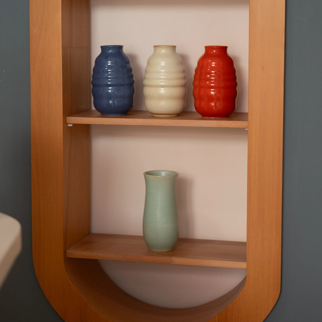 El yapımı stoneware bombeli vazo, mavi