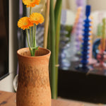 El yapımı stoneware sütun vazo, kahve