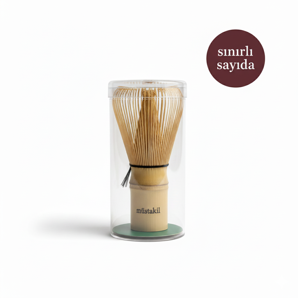 Matcha bambu whisk (chasen), silindir ambalajında