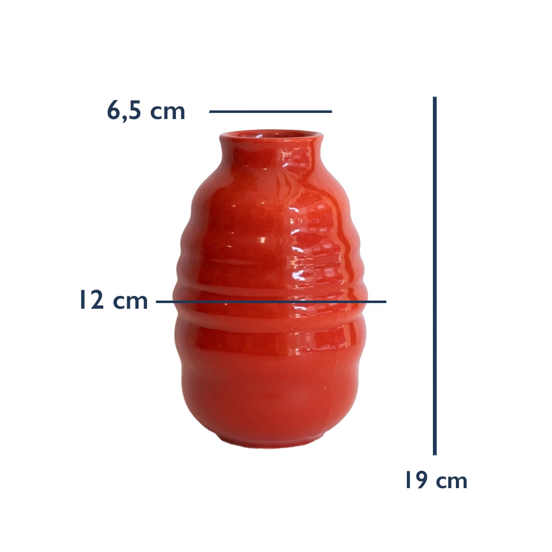 Stoneware Bombeli Vazo ölçüleri: 19 cm yükseklik, 12 cm genişlik, 6,5 cm ağız