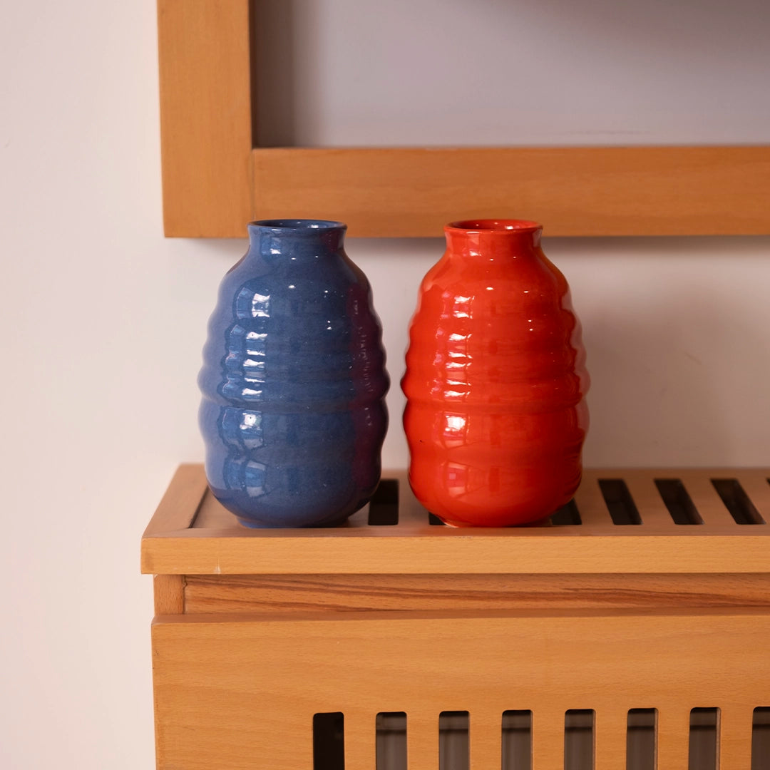 El yapımı stoneware bombeli vazo, mercan