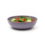 Sümbül yayvan bowl içinde yeşil salata